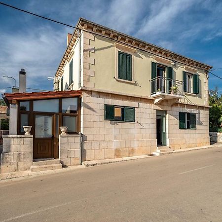 Marica Guesthouse Vela Luka Exterior photo
