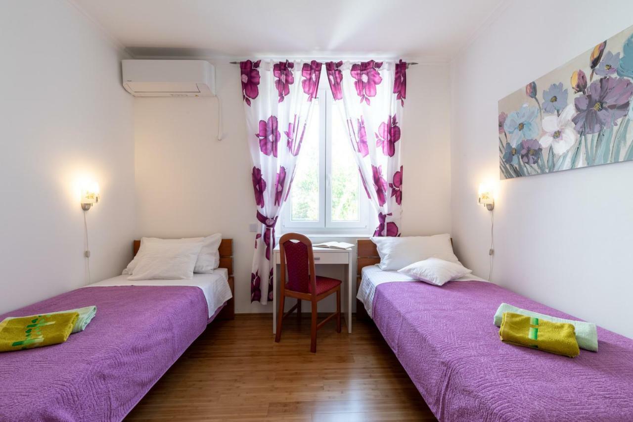 Marica Guesthouse Vela Luka Exterior photo